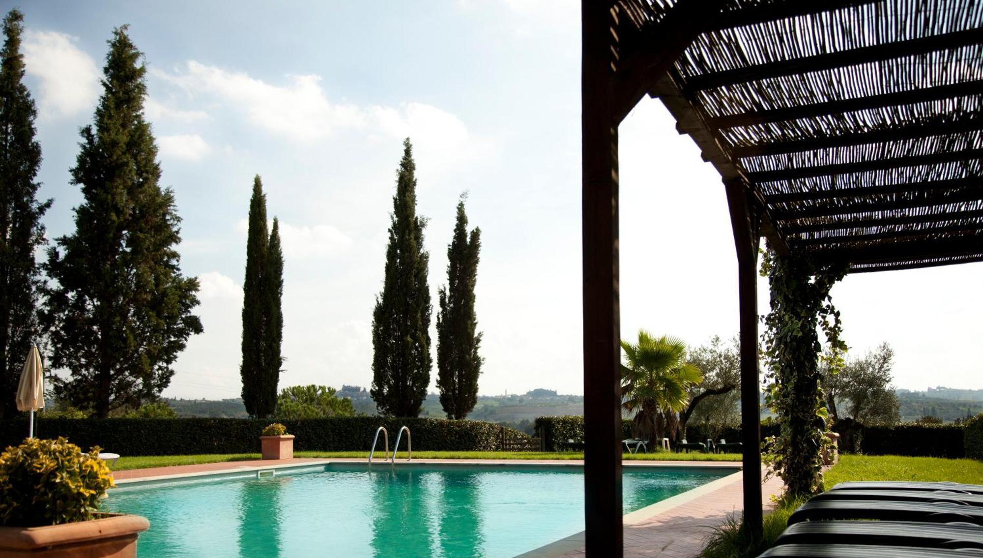 Agriturismo Fattoria Rozzalupi Cerreto Guidi Bagian luar foto
