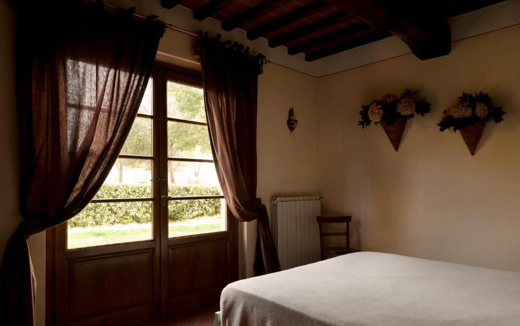 Agriturismo Fattoria Rozzalupi Cerreto Guidi Ruang foto