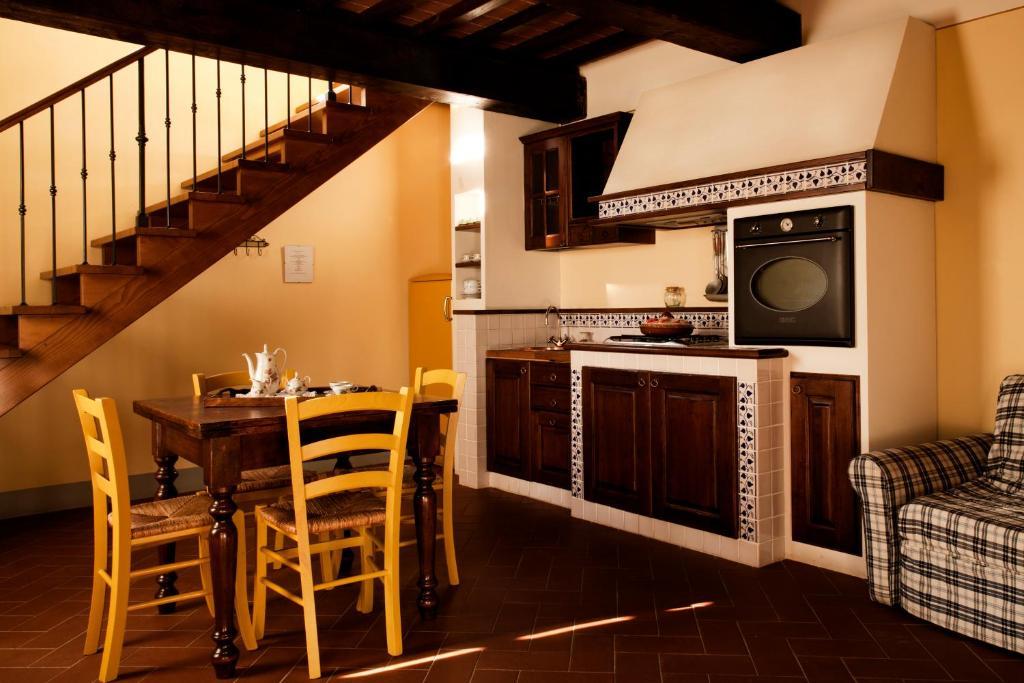Agriturismo Fattoria Rozzalupi Cerreto Guidi Ruang foto
