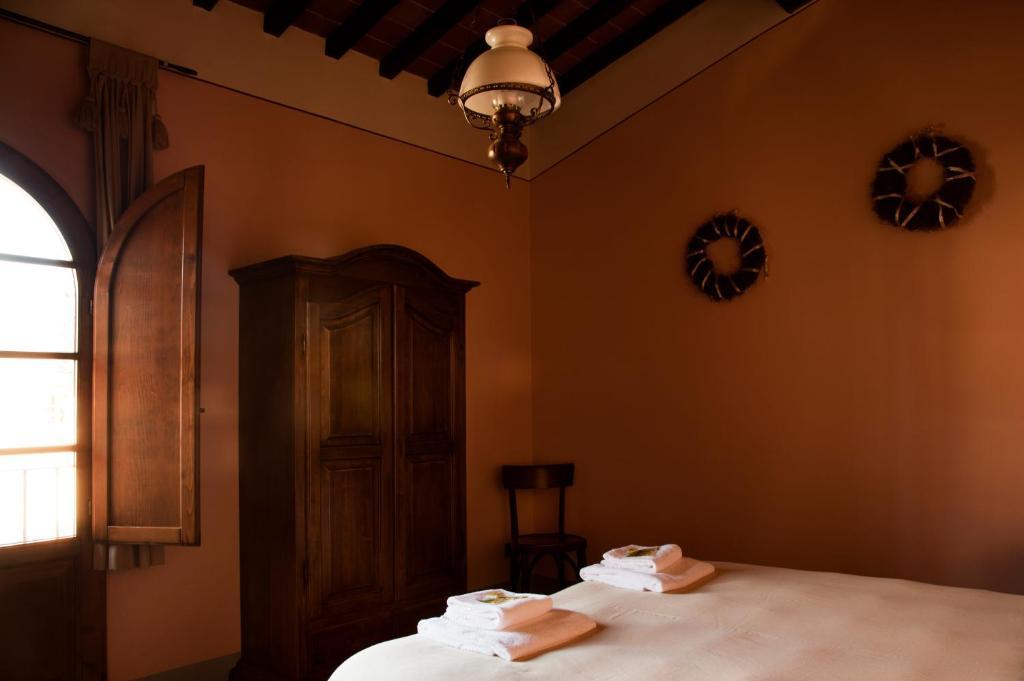 Agriturismo Fattoria Rozzalupi Cerreto Guidi Ruang foto